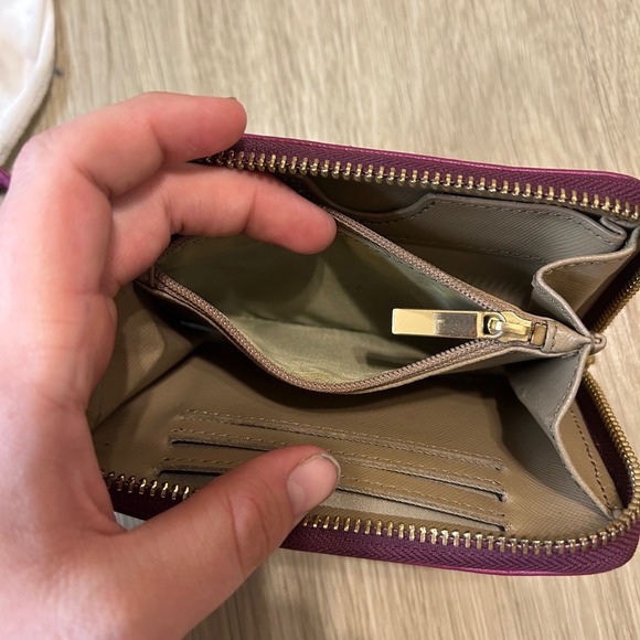 Tory Burch Robinson Zip Around Wristlet Wallet Fuchsia Purple Saffiano Leather - Picture 10 of 14